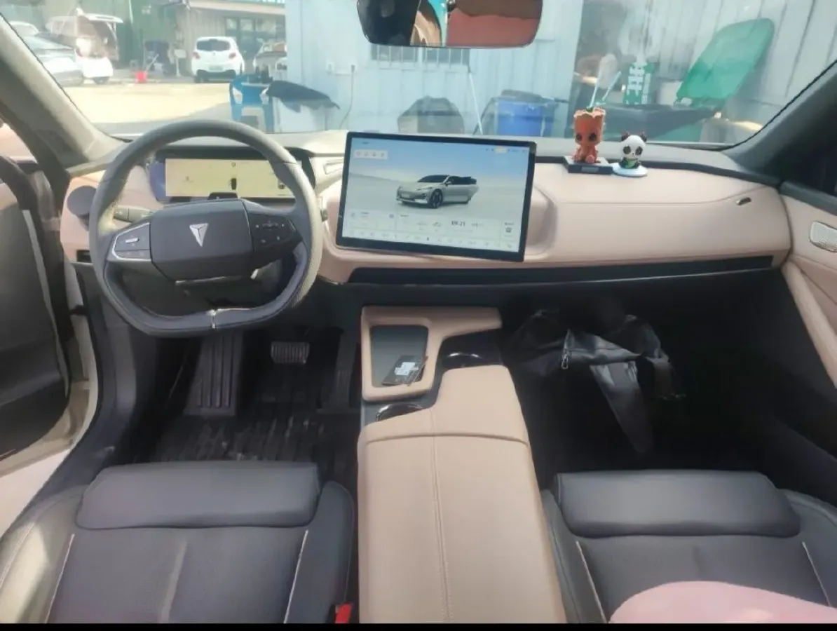 2022 DongFeng Forthing LingZhi EV BEV 68.4KWH,autocango,china used car exporter,china ev exporter,chinese used car exporter,chinese used ev exporter