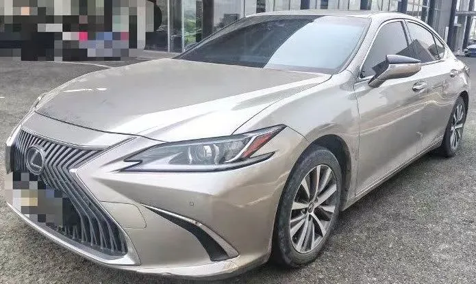 2023 Lexus ES 2.0L 173HP L4 CVT,autocango,china used car exporter,china ev exporter,chinese used car exporter,chinese used ev exporter
