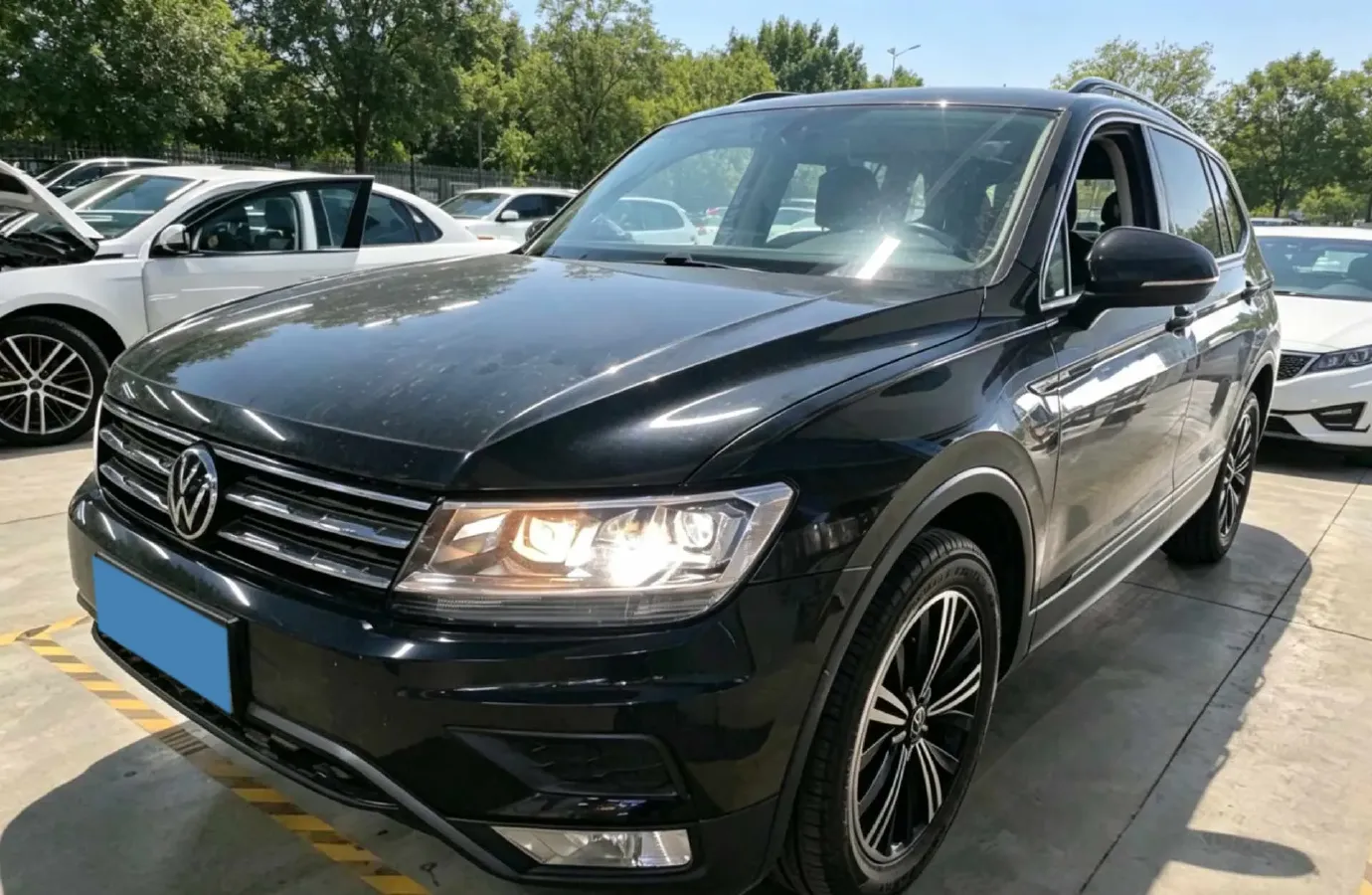 2021 Volkswagen Tiguan L 1.4T 150HP L4 7DCT,autocango,china used car exporter,china ev exporter,chinese used car exporter,chinese used ev exporter