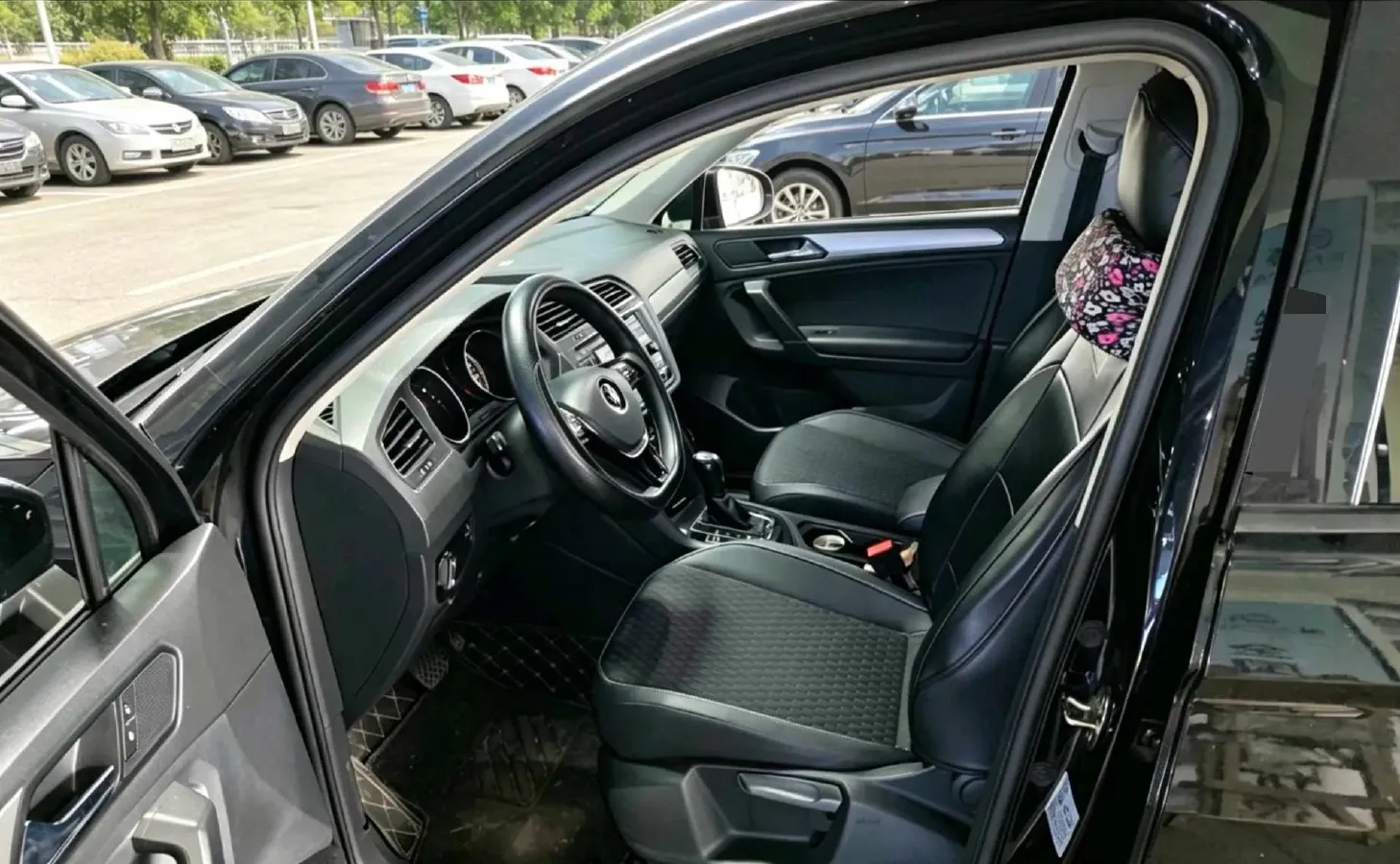 2021 Volkswagen Tiguan L 1.4T 150HP L4 7DCT,autocango,china used car exporter,china ev exporter,chinese used car exporter,chinese used ev exporter