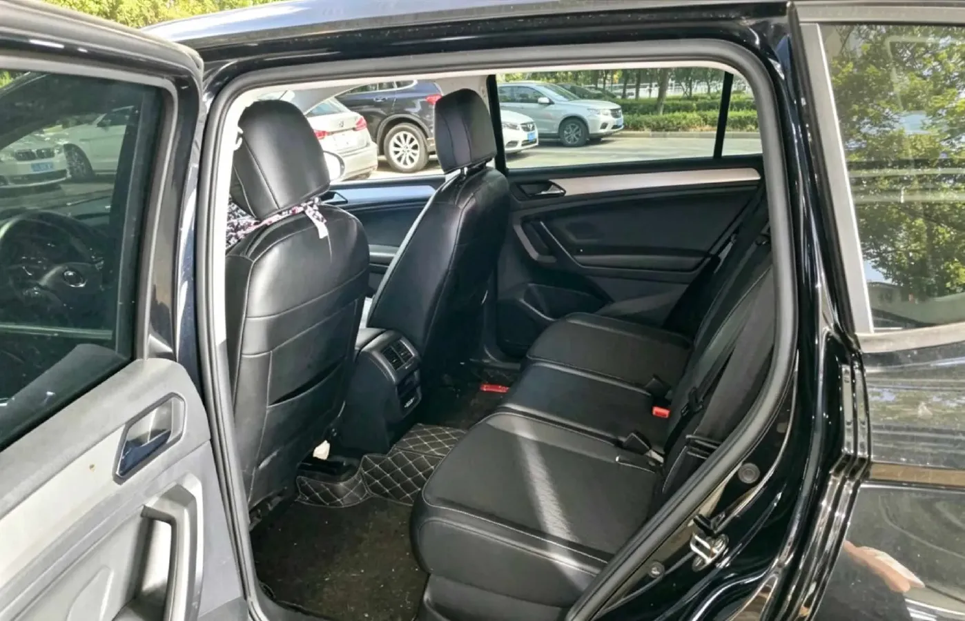 2021 Volkswagen Tiguan L 1.4T 150HP L4 7DCT,autocango,china used car exporter,china ev exporter,chinese used car exporter,chinese used ev exporter