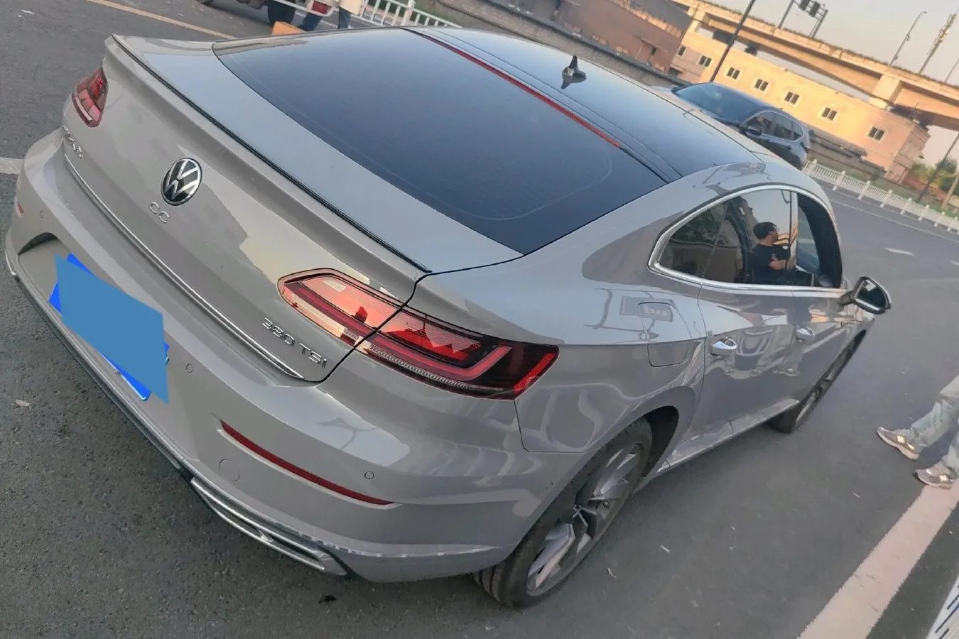 2023 Volkswagen CC 2.0T 220HP L4 7DCT,autocango,china used car exporter,china ev exporter,chinese used car exporter,chinese used ev exporter