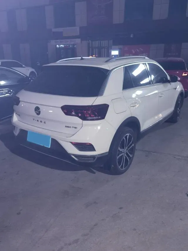 2020 Volkswagen T-Roc 1.4T 150HP L4 7DCT,autocango,china used car exporter,china ev exporter,chinese used car exporter,chinese used ev exporter