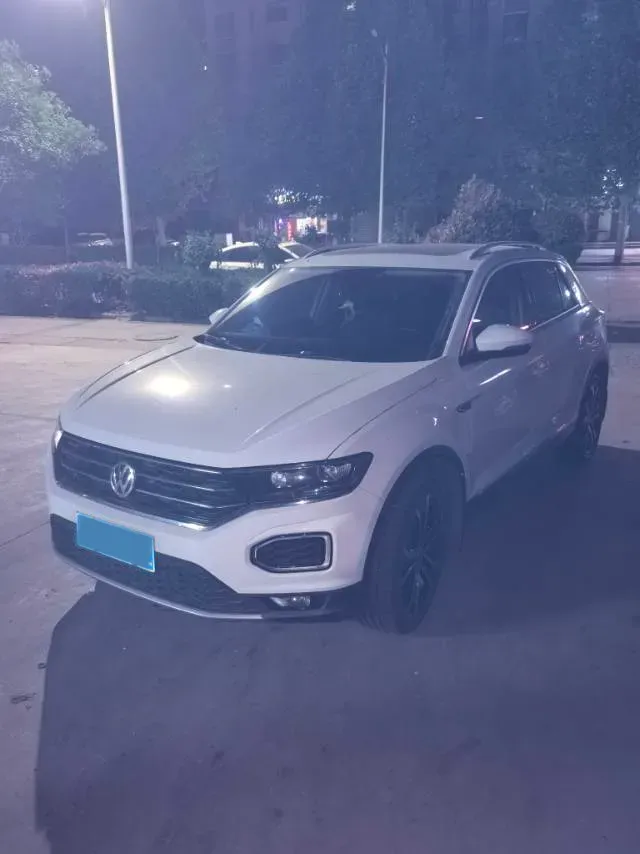 2020 Volkswagen T-Roc 1.4T 150HP L4 7DCT,autocango,china used car exporter,china ev exporter,chinese used car exporter,chinese used ev exporter