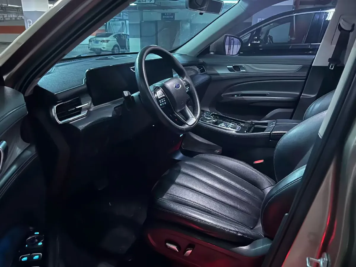 2021 Ford Equator 2.0T 224HP L4 6DCT,autocango,china used car exporter,china ev exporter,chinese used car exporter,chinese used ev exporter