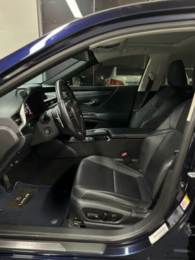 2018 Lexus ES 2.5L 178HP L4 E-CVT Hybrid,autocango,china used car exporter,china ev exporter,chinese used car exporter,chinese used ev exporter