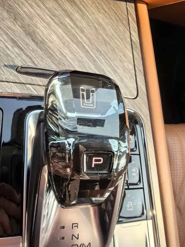 2022 Tank 500 3.0T 360HP V6 9AT,autocango,china used car exporter,china ev exporter,chinese used car exporter,chinese used ev exporter