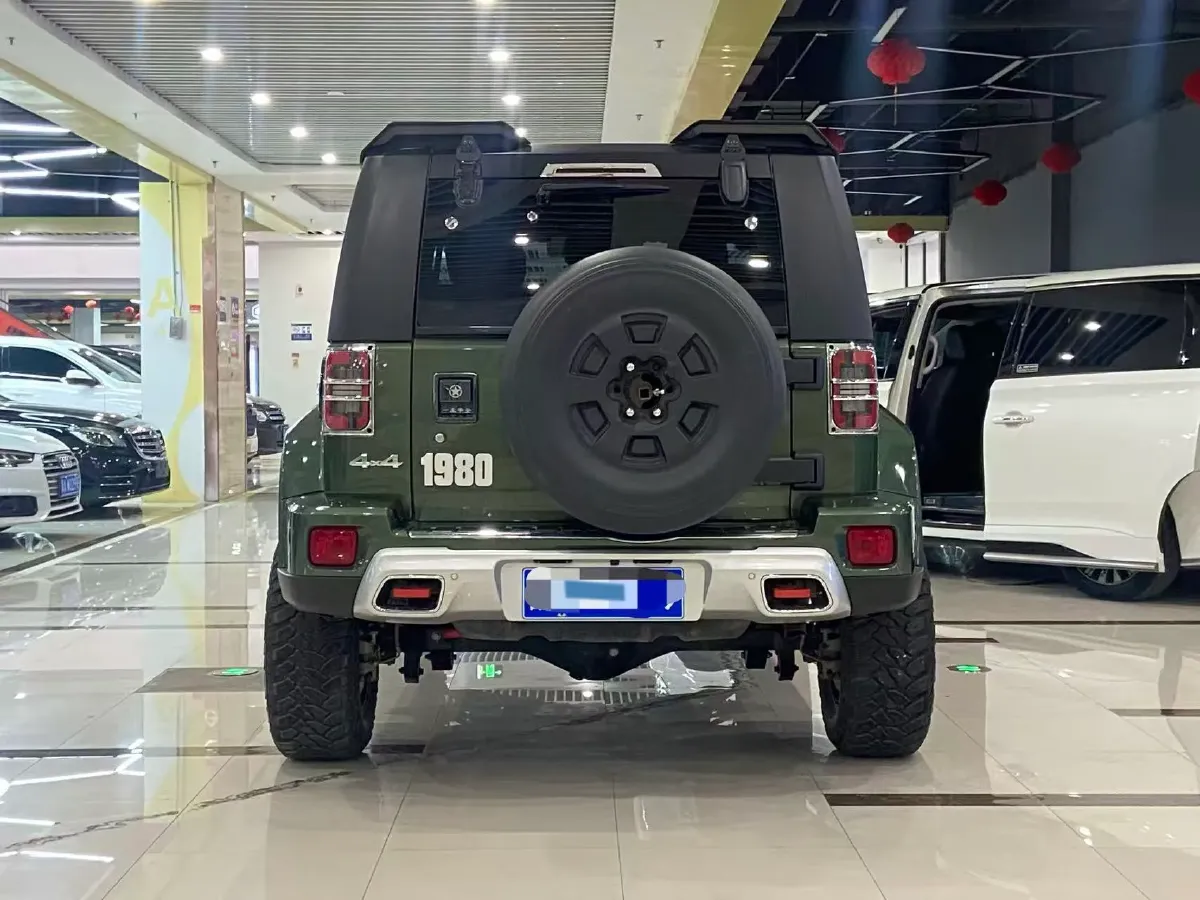 2020 Beijing BJ40 2.0T 224HP L4 8AT,autocango,china used car exporter,china ev exporter,chinese used car exporter,chinese used ev exporter