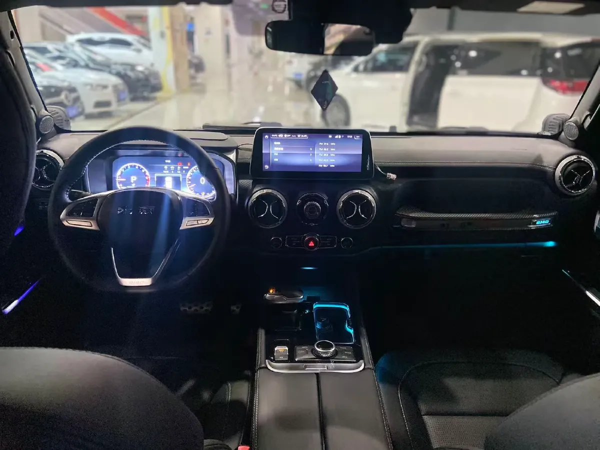 2020 Beijing BJ40 2.0T 224HP L4 8AT,autocango,china used car exporter,china ev exporter,chinese used car exporter,chinese used ev exporter