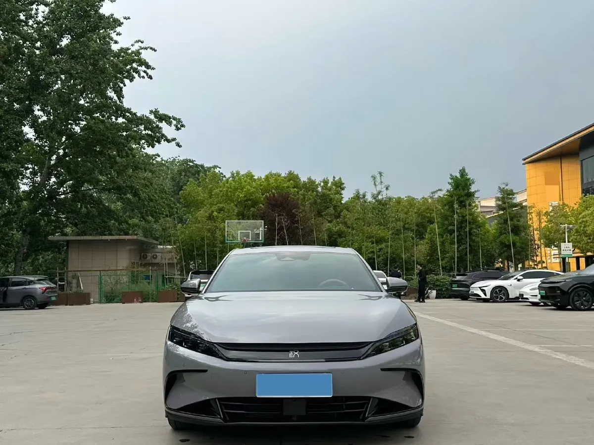 2025 BYD Han 1.5T 156HP L4 E-CVT PHEV,autocango,china used car exporter,china ev exporter,chinese used car exporter,chinese used ev exporter