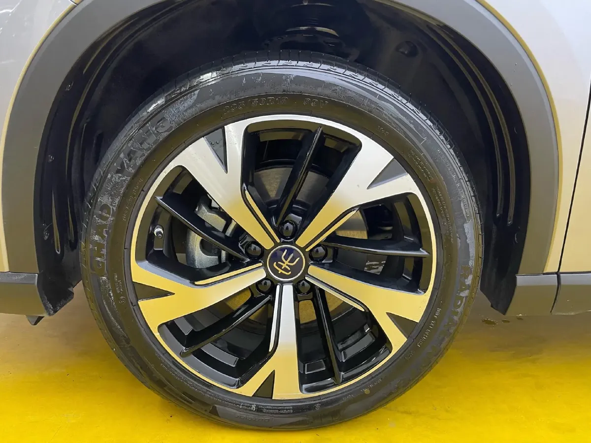 2025 BYD Song Pro 1.5L 101HP L4 E-CVT PHEV 18.3KWH,autocango,china used car exporter,china ev exporter,chinese used car exporter,chinese used ev exporter