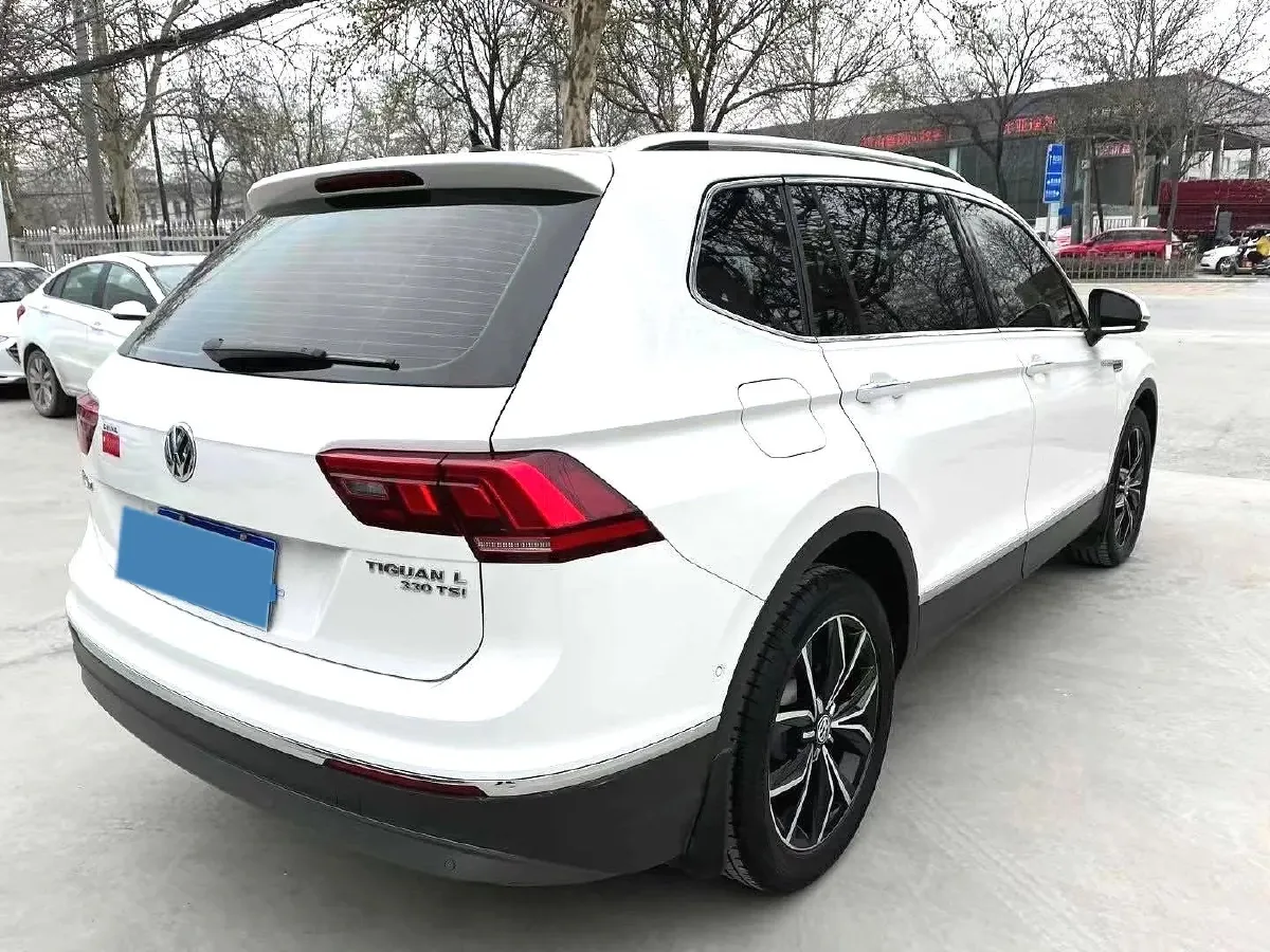 2019 Volkswagen Tiguan L 2.0T 186HP L4 7DCT,autocango,china used car exporter,china ev exporter,chinese used car exporter,chinese used ev exporter