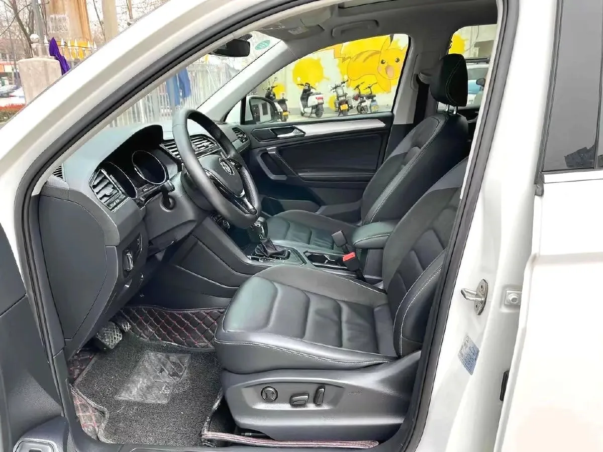 2019 Volkswagen Tiguan L 2.0T 186HP L4 7DCT,autocango,china used car exporter,china ev exporter,chinese used car exporter,chinese used ev exporter