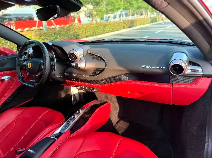 2019 Aston Martin DB11 5.2T 639HP V12 8AT,autocango,china used car exporter,china ev exporter,chinese used car exporter,chinese used ev exporter