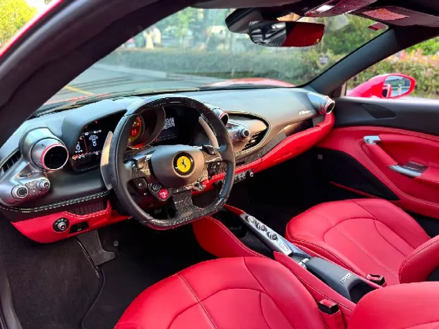 2019 Aston Martin DB11 5.2T 639HP V12 8AT,autocango,china used car exporter,china ev exporter,chinese used car exporter,chinese used ev exporter