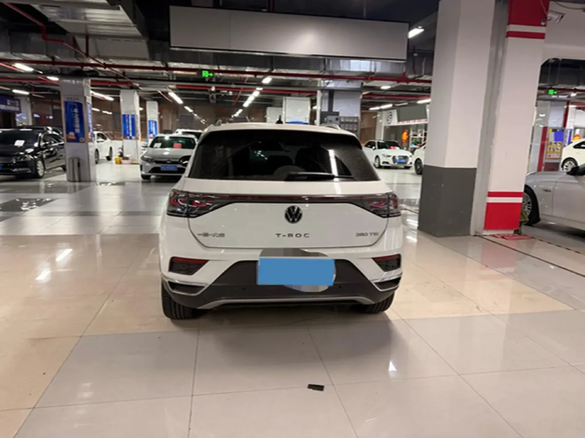 2024 Volkswagen T-Roc 1.4T 150HP L4 7DCT,autocango,china used car exporter,china ev exporter,chinese used car exporter,chinese used ev exporter