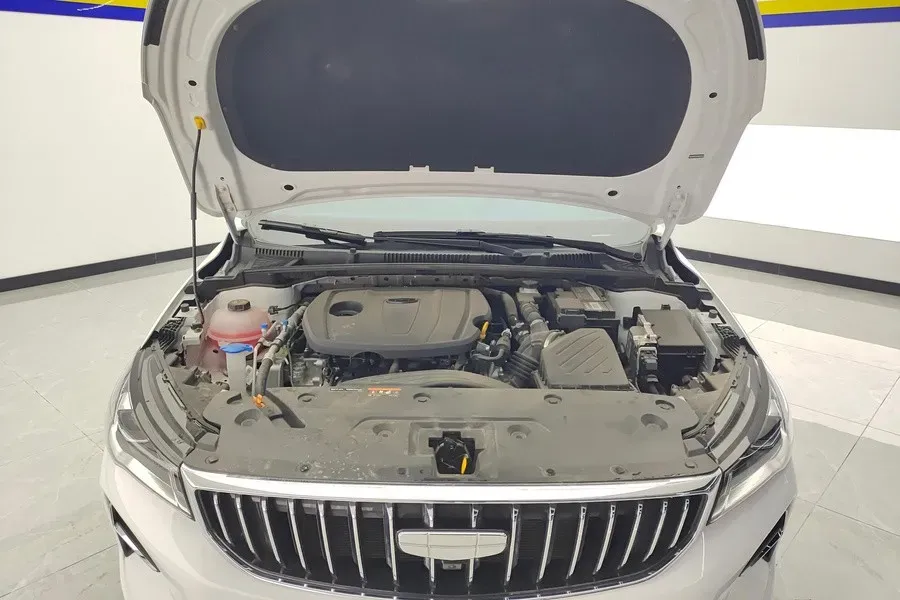 2025 Geely Emgrand 1.5L 127HP L4 CVT,autocango,china used car exporter,china ev exporter,chinese used car exporter,chinese used ev exporter