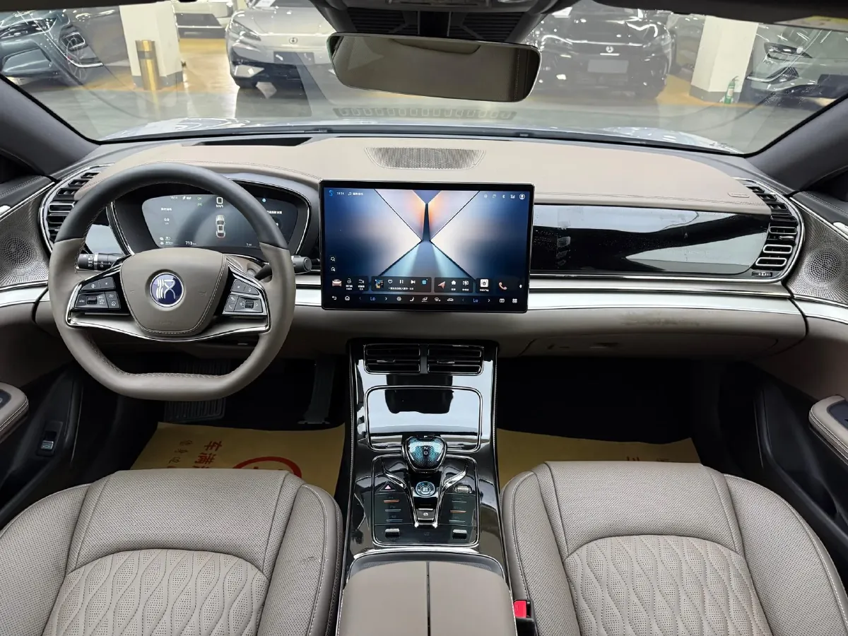 2025 BYD Han 1.5T 156HP L4 E-CVT PHEV,autocango,china used car exporter,china ev exporter,chinese used car exporter,chinese used ev exporter