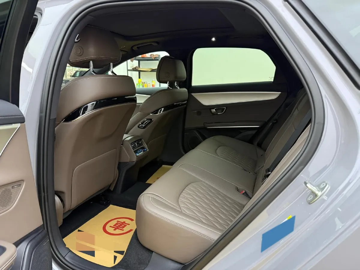 2025 BYD Han 1.5T 156HP L4 E-CVT PHEV,autocango,china used car exporter,china ev exporter,chinese used car exporter,chinese used ev exporter