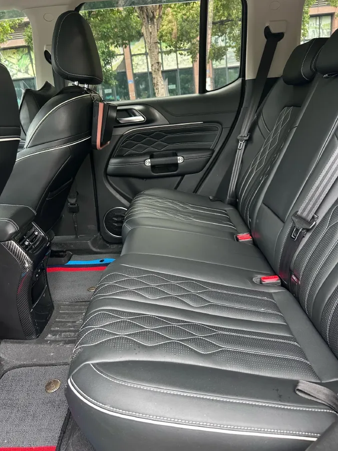 2021 Tank 300 2.0T 227HP L4 8AT,autocango,china used car exporter,china ev exporter,chinese used car exporter,chinese used ev exporter