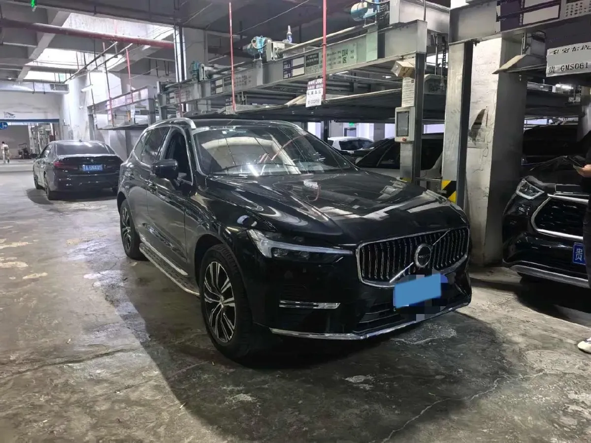 2022 Volvo XC60 2.0T 250HP L4 8AT,autocango,china used car exporter,china ev exporter,chinese used car exporter,chinese used ev exporter