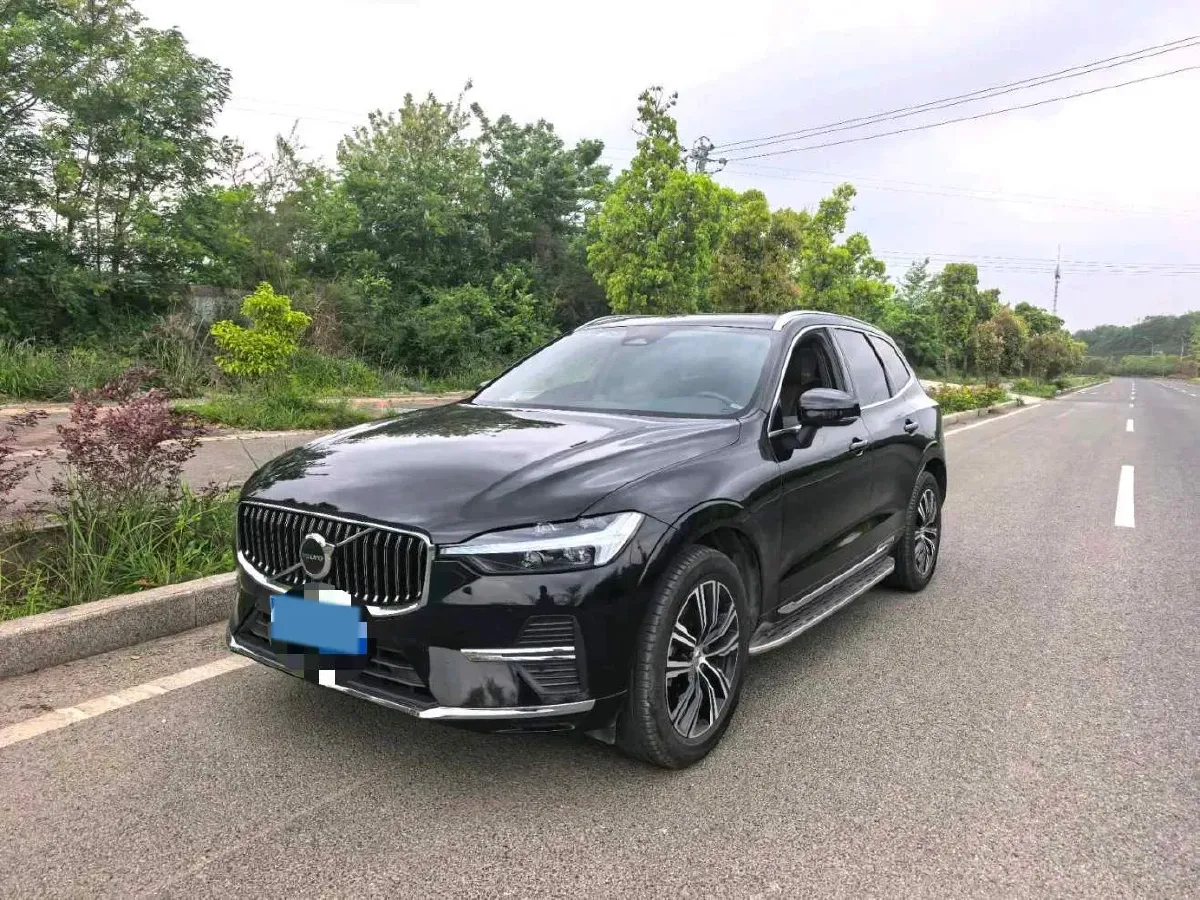 2022 Volvo XC60 2.0T 250HP L4 8AT,autocango,china used car exporter,china ev exporter,chinese used car exporter,chinese used ev exporter