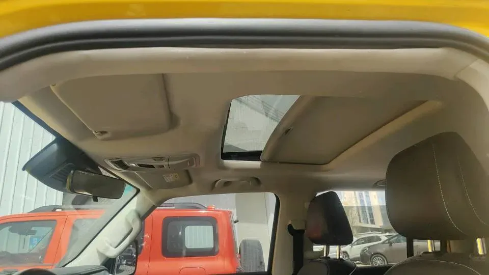 2022 Tank 300 2.0T 227HP L4 8AT,autocango,china used car exporter,china ev exporter,chinese used car exporter,chinese used ev exporter