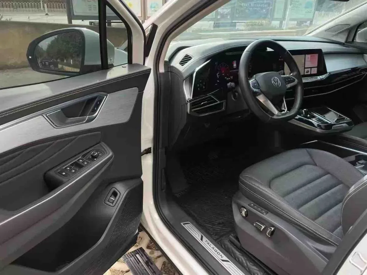 2021 Volkswagen Talagon 2.0T 220HP L4 7DCT,autocango,china used car exporter,china ev exporter,chinese used car exporter,chinese used ev exporter