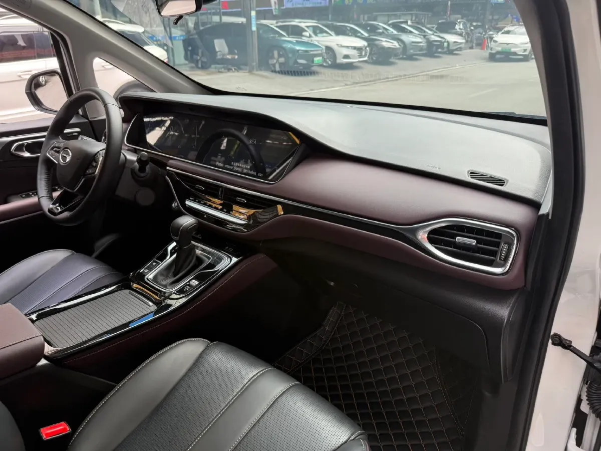 2023 GAC Trumpchi M6 1.5T 177HP L4 7DCT,autocango,china used car exporter,china ev exporter,chinese used car exporter,chinese used ev exporter