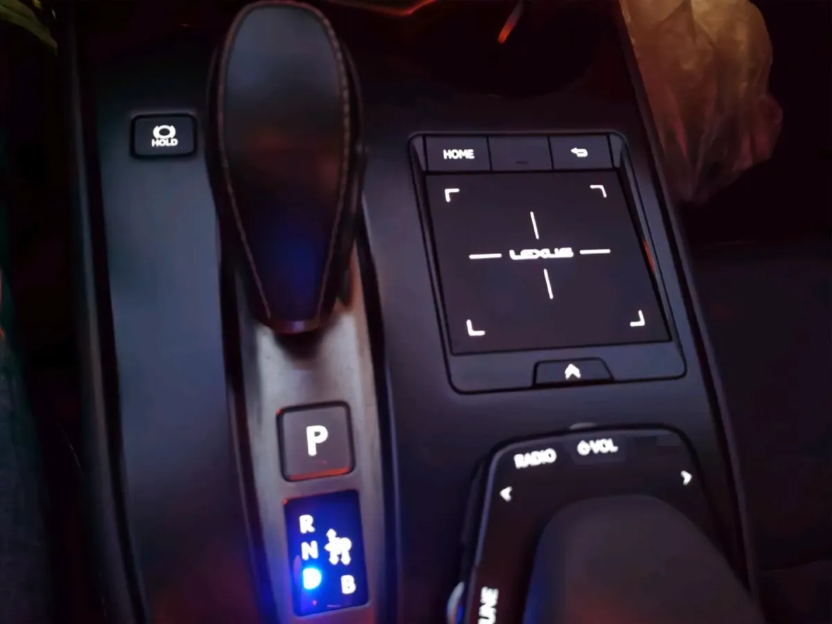 2020 Lexus UX BEV 54.35KWH,autocango,china used car exporter,china ev exporter,chinese used car exporter,chinese used ev exporter