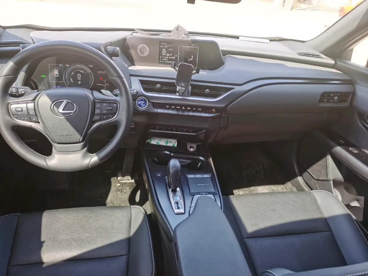 2020 Lexus UX BEV 54.35KWH,autocango,china used car exporter,china ev exporter,chinese used car exporter,chinese used ev exporter