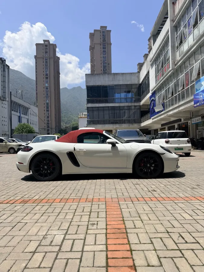2018 Porsche 718 2.0T 250HP H4 7DCT,autocango,china used car exporter,china ev exporter,chinese used car exporter,chinese used ev exporter