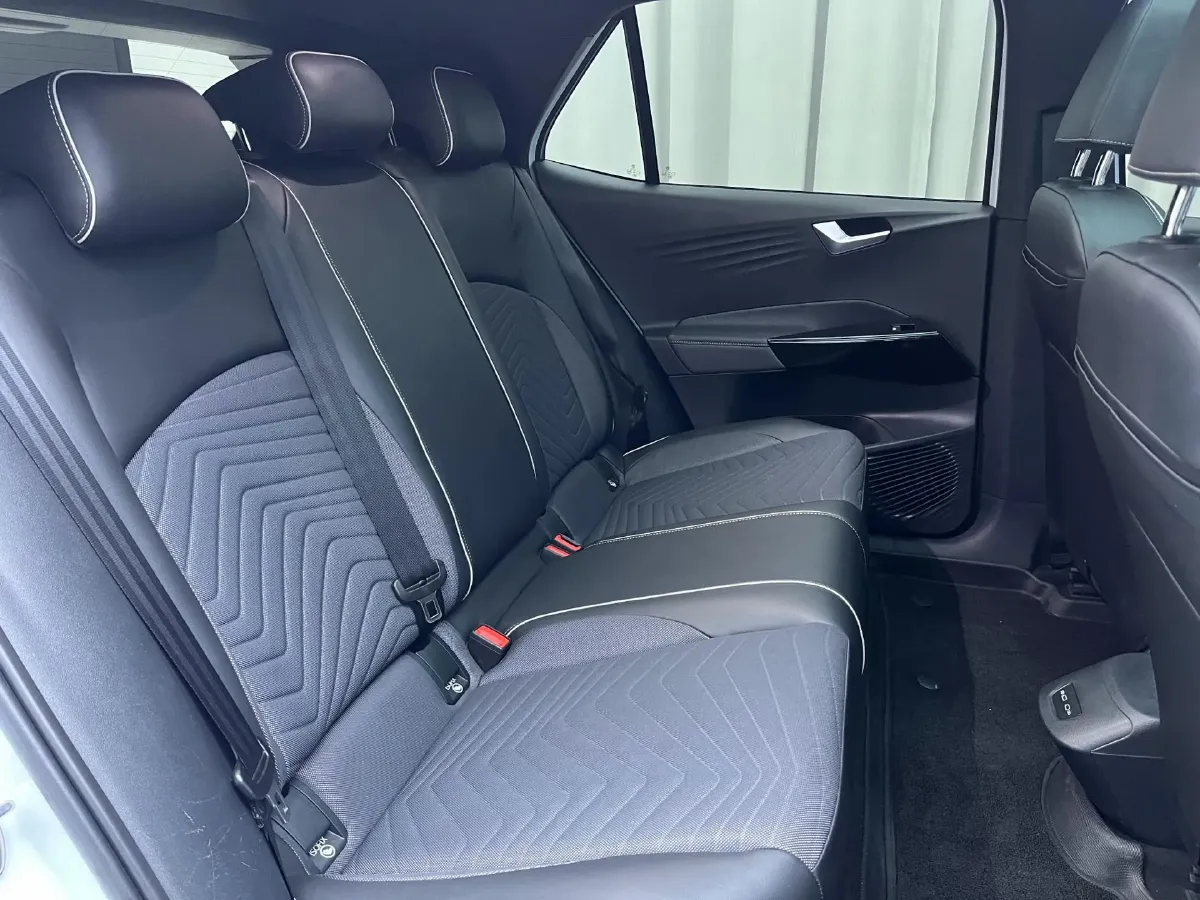 2023 Volkswagen ID.3 BEV 52.8KWH,autocango,china used car exporter,china ev exporter,chinese used car exporter,chinese used ev exporter