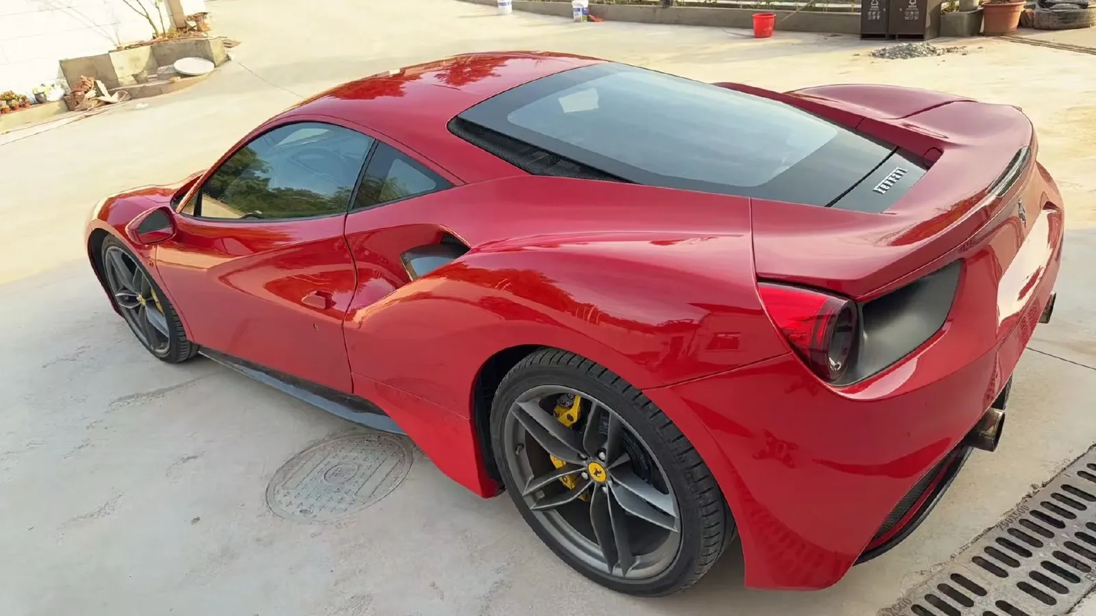 2015 Ferrari 488 3.9T 670HP V8 7DCT,autocango,china used car exporter,china ev exporter,chinese used car exporter,chinese used ev exporter