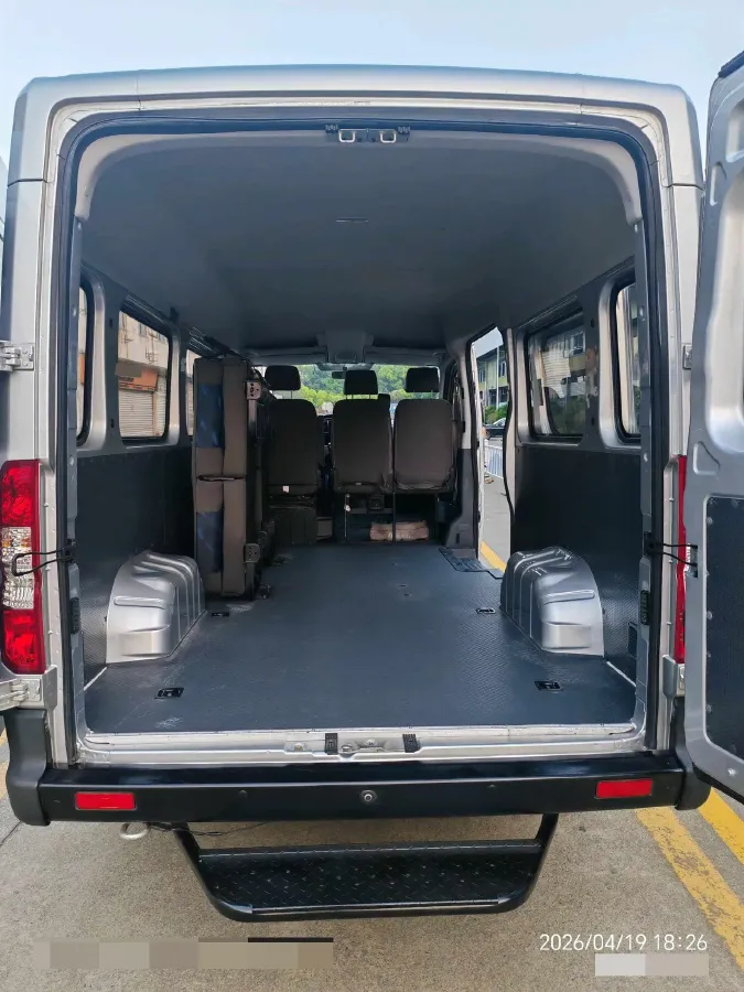 2021 DongFeng DFAC YuFeng 2.0T 136HP L4 6MT,autocango,china used car exporter,china ev exporter,chinese used car exporter,chinese used ev exporter