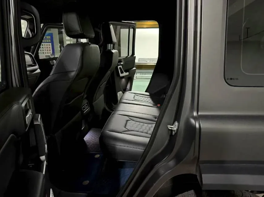 2024 212 212 T01 2.0T 252HP L4 8AT,autocango,china used car exporter,china ev exporter,chinese used car exporter,chinese used ev exporter