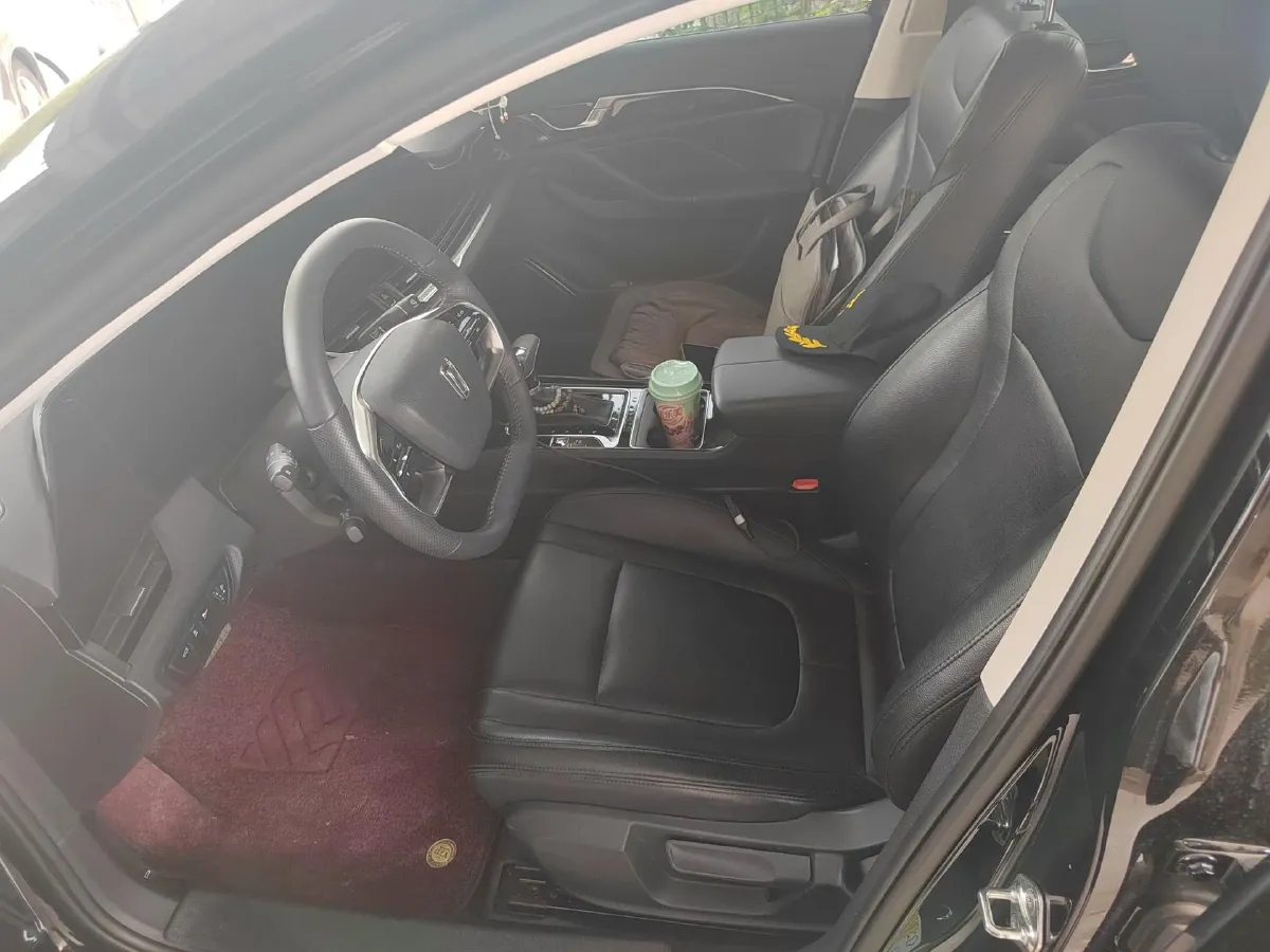 2023 Bestune B70 1.5T 169HP L4 7DCT,autocango,china used car exporter,china ev exporter,chinese used car exporter,chinese used ev exporter