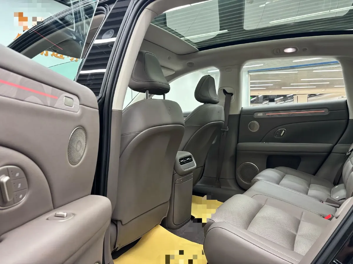 2026 IM LS6 REEV 155HP REEV,autocango,china used car exporter,china ev exporter,chinese used car exporter,chinese used ev exporter