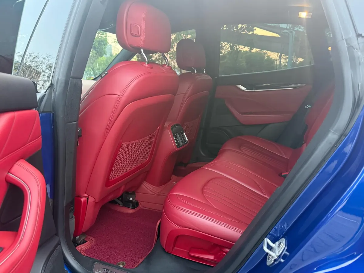 2019 Maserati Levante 3.0T 350HP V6 8AT,autocango,china used car exporter,china ev exporter,chinese used car exporter,chinese used ev exporter