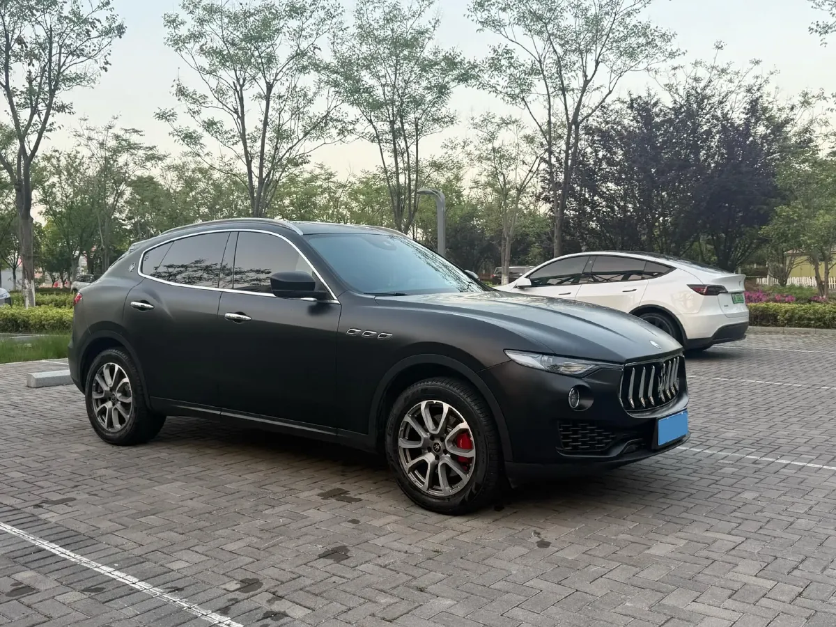 2019 Maserati Levante 3.0T 350HP V6 8AT,autocango,china used car exporter,china ev exporter,chinese used car exporter,chinese used ev exporter