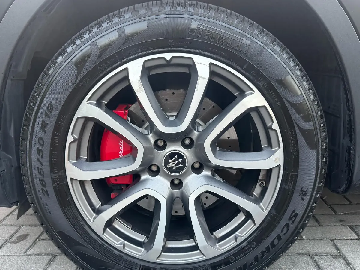 2019 Maserati Levante 3.0T 350HP V6 8AT,autocango,china used car exporter,china ev exporter,chinese used car exporter,chinese used ev exporter