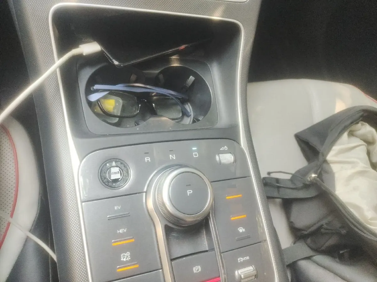 2022 Foton Grand General G7 2.0T 163HP L4 8AT,autocango,china used car exporter,china ev exporter,chinese used car exporter,chinese used ev exporter