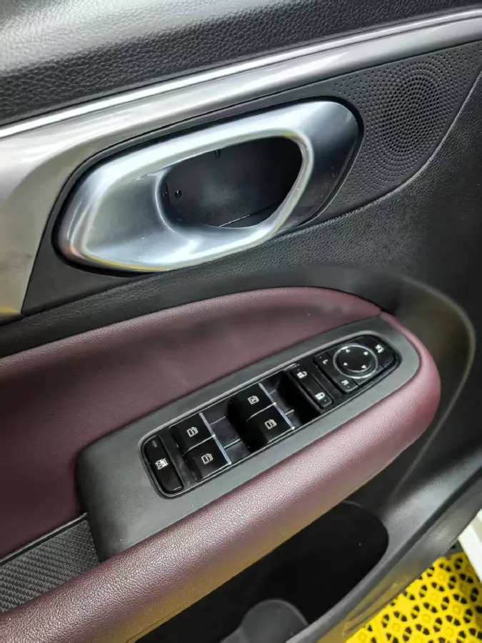 2021 GAC Trumpchi M6 1.5T 169HP L4 7DCT,autocango,china used car exporter,china ev exporter,chinese used car exporter,chinese used ev exporter