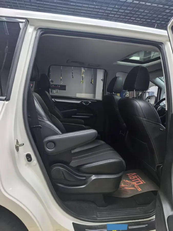 2021 GAC Trumpchi M6 1.5T 169HP L4 7DCT,autocango,china used car exporter,china ev exporter,chinese used car exporter,chinese used ev exporter