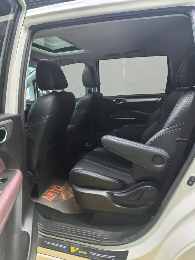 2021 GAC Trumpchi M6 1.5T 169HP L4 7DCT,autocango,china used car exporter,china ev exporter,chinese used car exporter,chinese used ev exporter