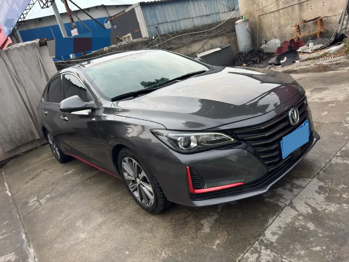 2021 ChangAn Raeton CC 1.5T 180HP L4 7DCT,autocango,china used car exporter,china ev exporter,chinese used car exporter,chinese used ev exporter