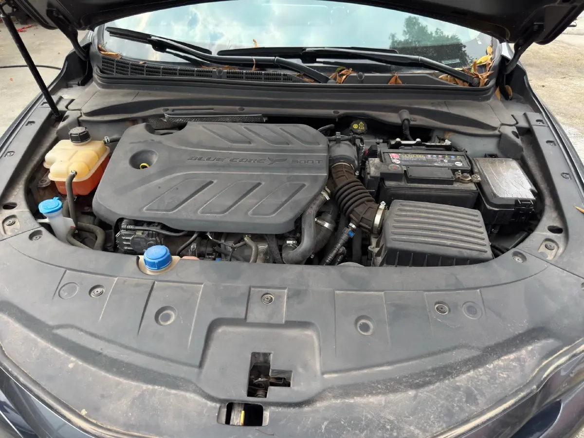 2021 ChangAn Raeton CC 1.5T 180HP L4 7DCT,autocango,china used car exporter,china ev exporter,chinese used car exporter,chinese used ev exporter