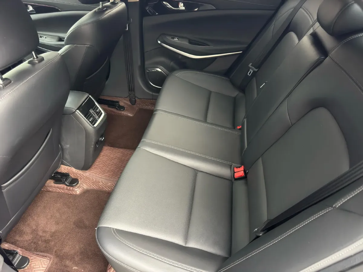 2021 ChangAn Raeton CC 1.5T 180HP L4 7DCT,autocango,china used car exporter,china ev exporter,chinese used car exporter,chinese used ev exporter