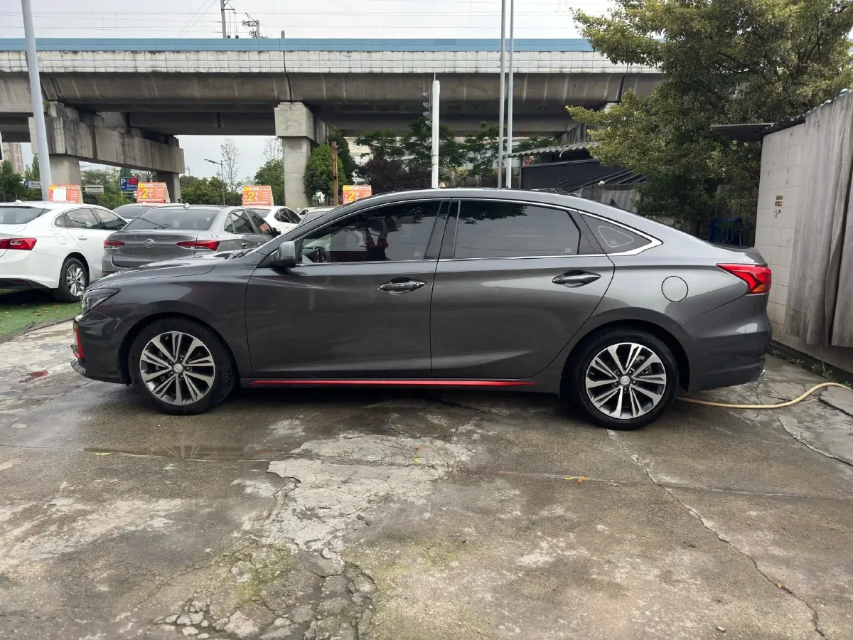2021 ChangAn Raeton CC 1.5T 180HP L4 7DCT,autocango,china used car exporter,china ev exporter,chinese used car exporter,chinese used ev exporter