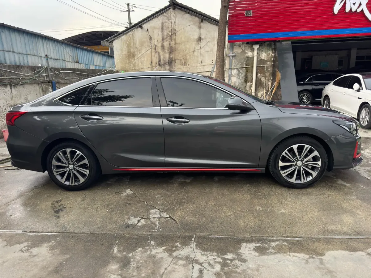 2021 ChangAn Raeton CC 1.5T 180HP L4 7DCT,autocango,china used car exporter,china ev exporter,chinese used car exporter,chinese used ev exporter